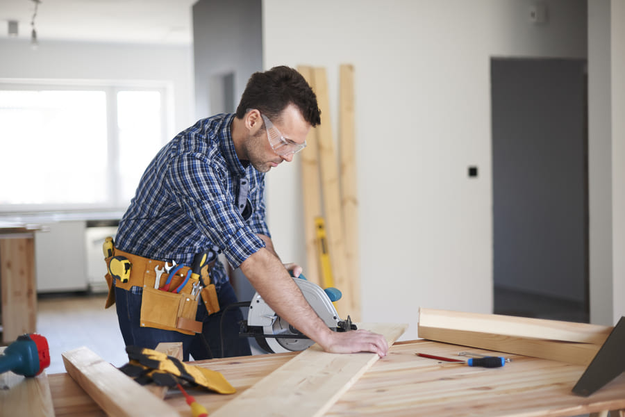 carpenter-working-house (1)